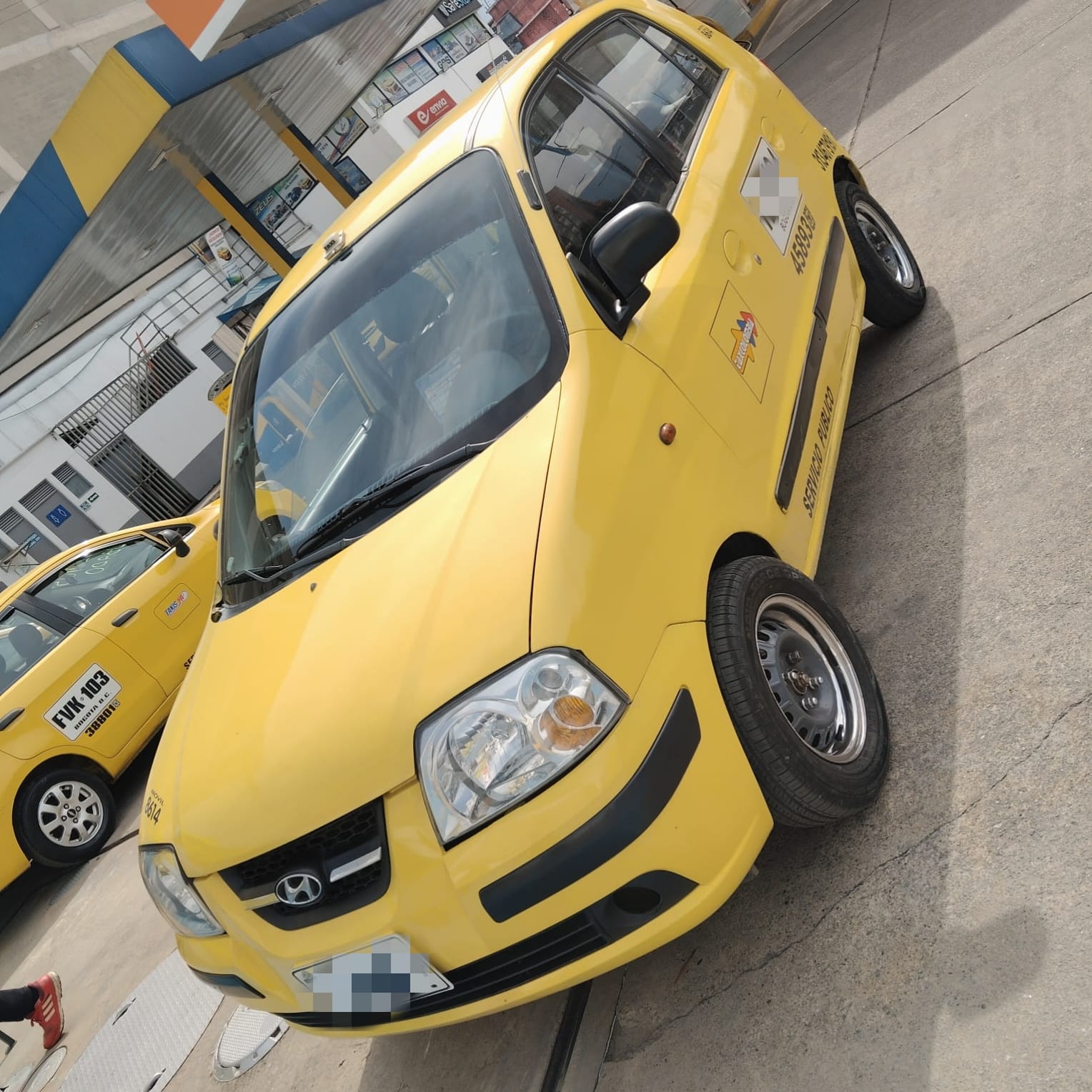Hyundai Atos 2012 Amarillo Bogotá