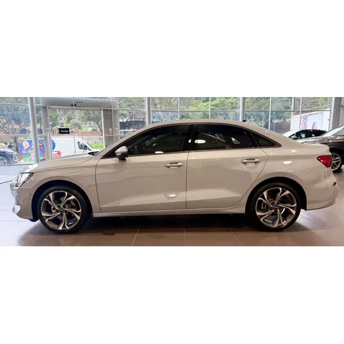 Audi A3 2026 Gris Bogotá
