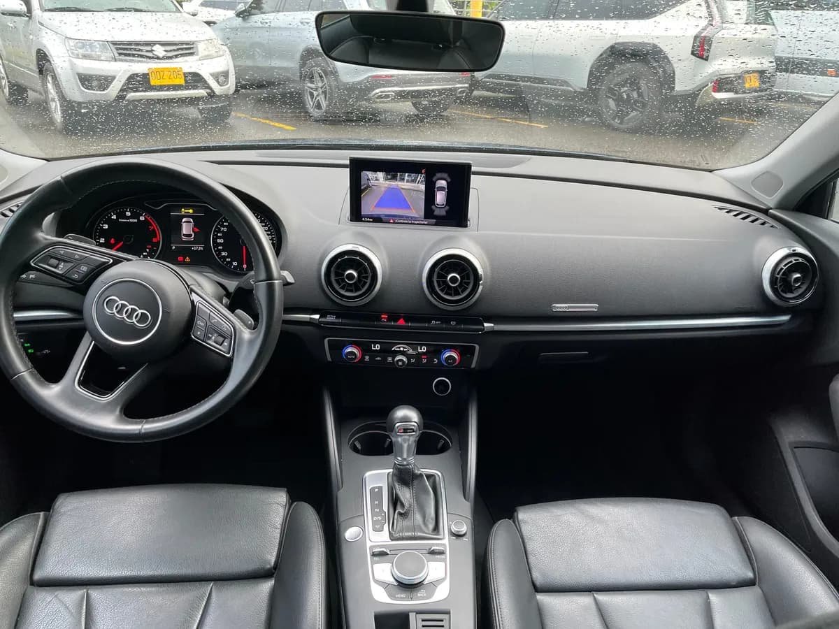 Audi A3 1.2 Ambition 2019 Azul