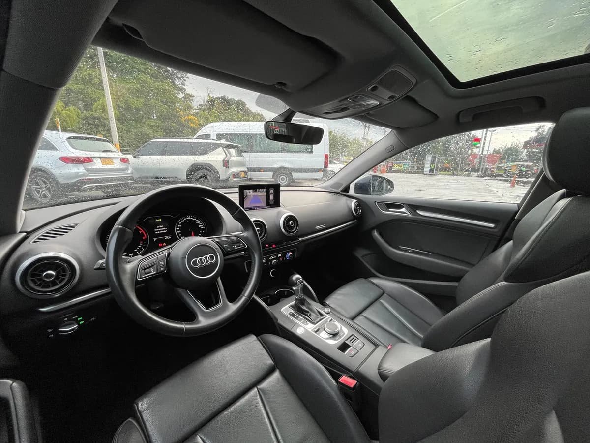 Audi A3 1.2 Ambition 2019 Azul
