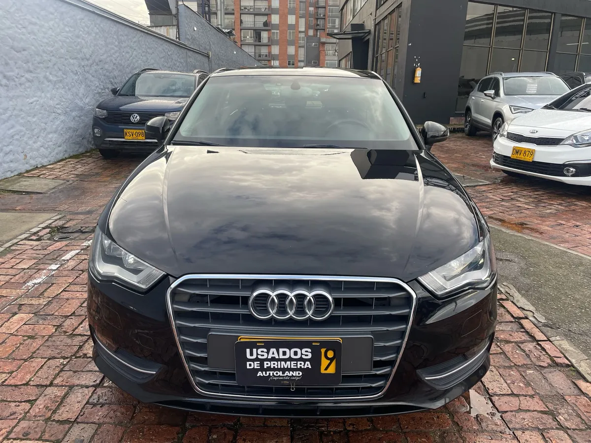 Audi A3 1.8 Attraction 2015 Negro