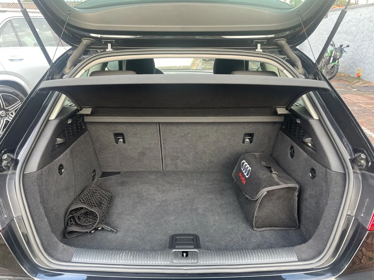 Audi A3 1.8 Attraction 2015 Negro