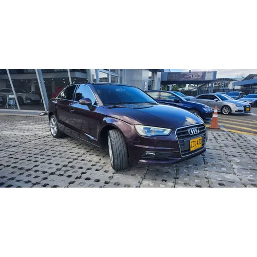 Audi A3 2015 Rojo Bogotá