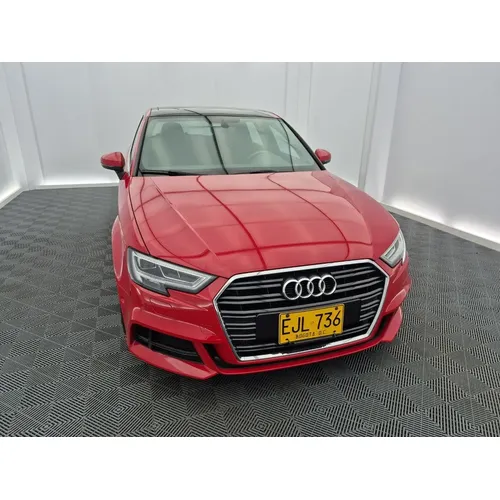 Audi A3 2018 Rojo Bogotá