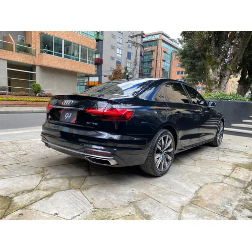 Audi A4 2023 Negro Bogotá