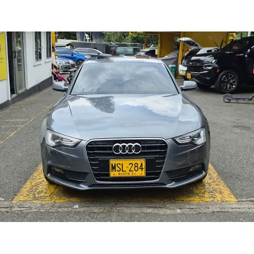 Audi A5 2013 Gris Medellín