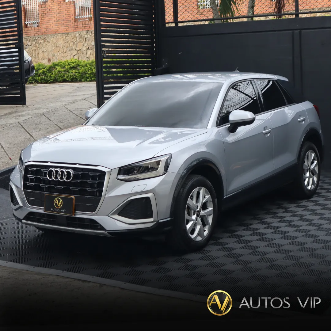 Audi Q2 2026 Plateado Floridablanca