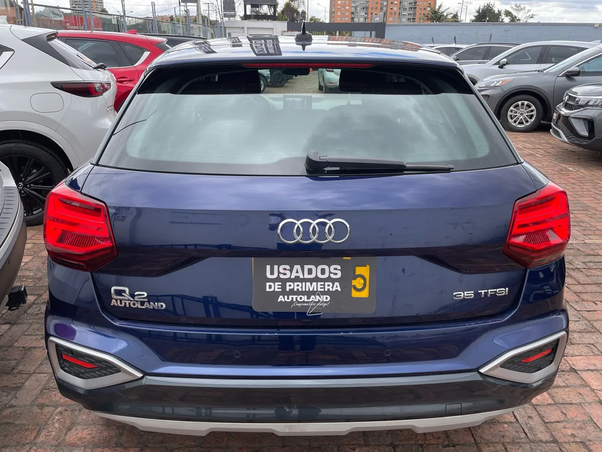 Audi Q2 2022 Azul Bogotá