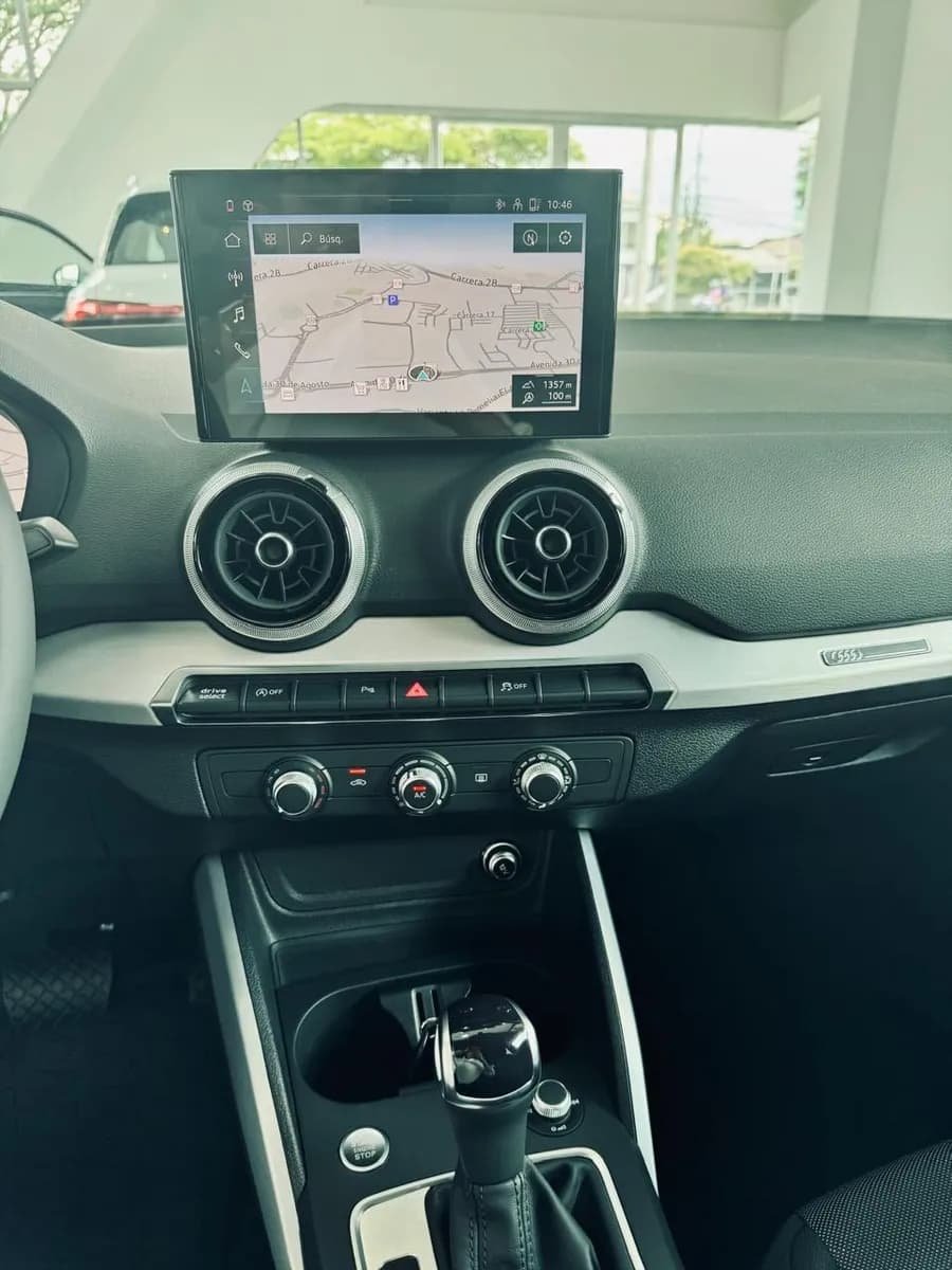Audi Q2 2025 Urban Edition 1.4 TFSI Gris