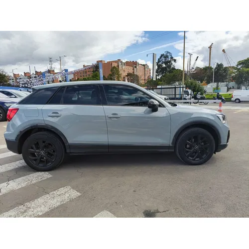 Audi Q2 2021 Plateado Bogotá