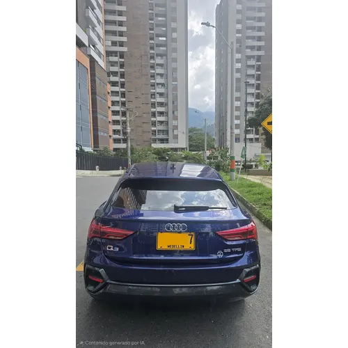 Audi Q3 2024 Azul Medellín