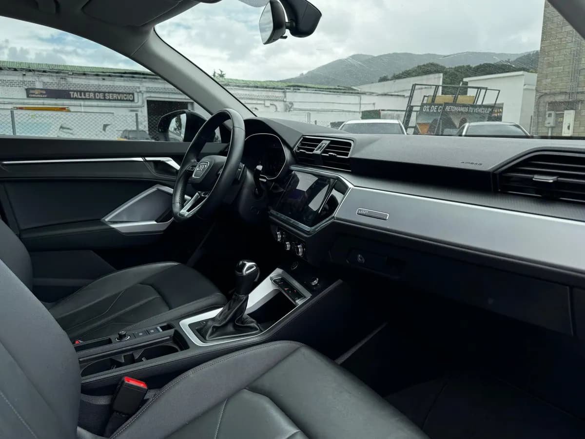 Audi Q3 1.4 35 Tfsi Ambition Plus 2023