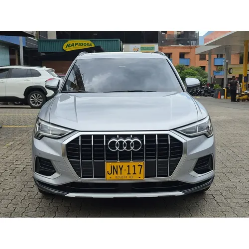 Audi Q3 2021 Plateado Medellín