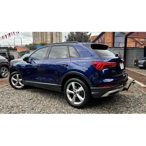 Audi Q3 2023 Azul Bogotá