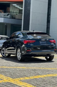 Audi Q3 2022 Negro Medellín