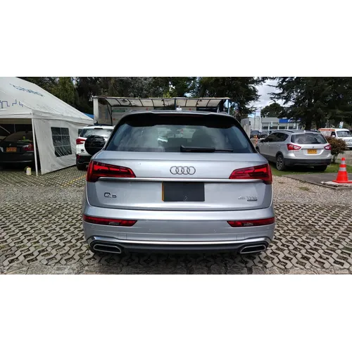 Audi Q5 2025 Plateado Bogotá
