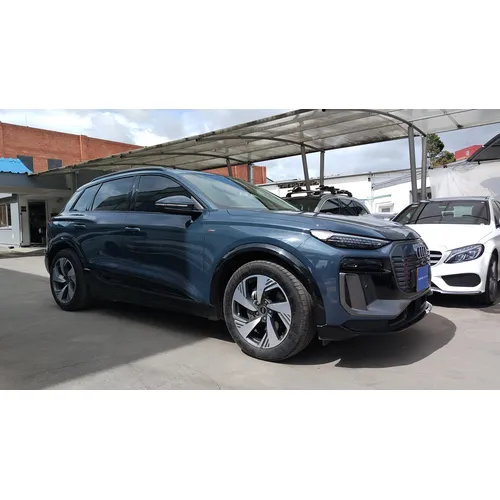 Audi Q6 2025 Azul Bogotá