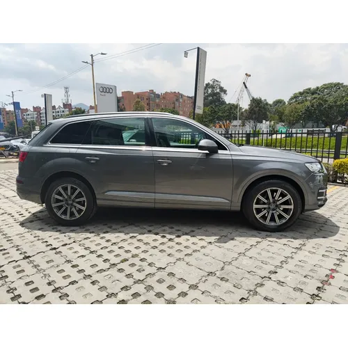 Audi Q7 2017 Gris Bogotá