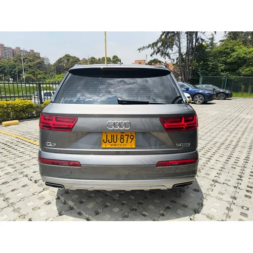 Audi Q7 2017 Gris Bogotá