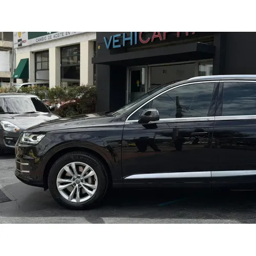 Audi Q7 2018 Negro Bogotá