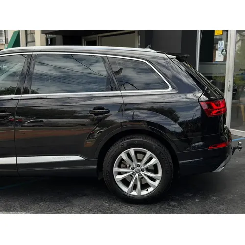 Audi Q7 2018 Negro Bogotá