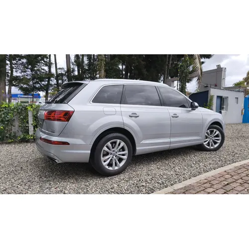 Audi Q7 2019 Plateado Bogotá