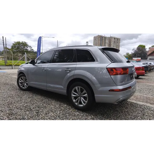 Audi Q7 2019 Plateado Bogotá