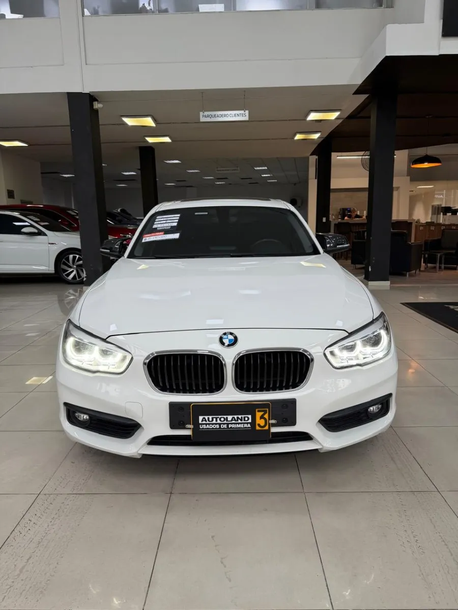 BMW 120i 2019 Blanco Medellín
