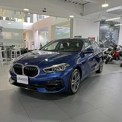 BMW 118i 2024 Azul Bogotá
