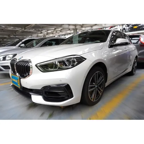 BMW 118i 2023 Blanco Bogotá