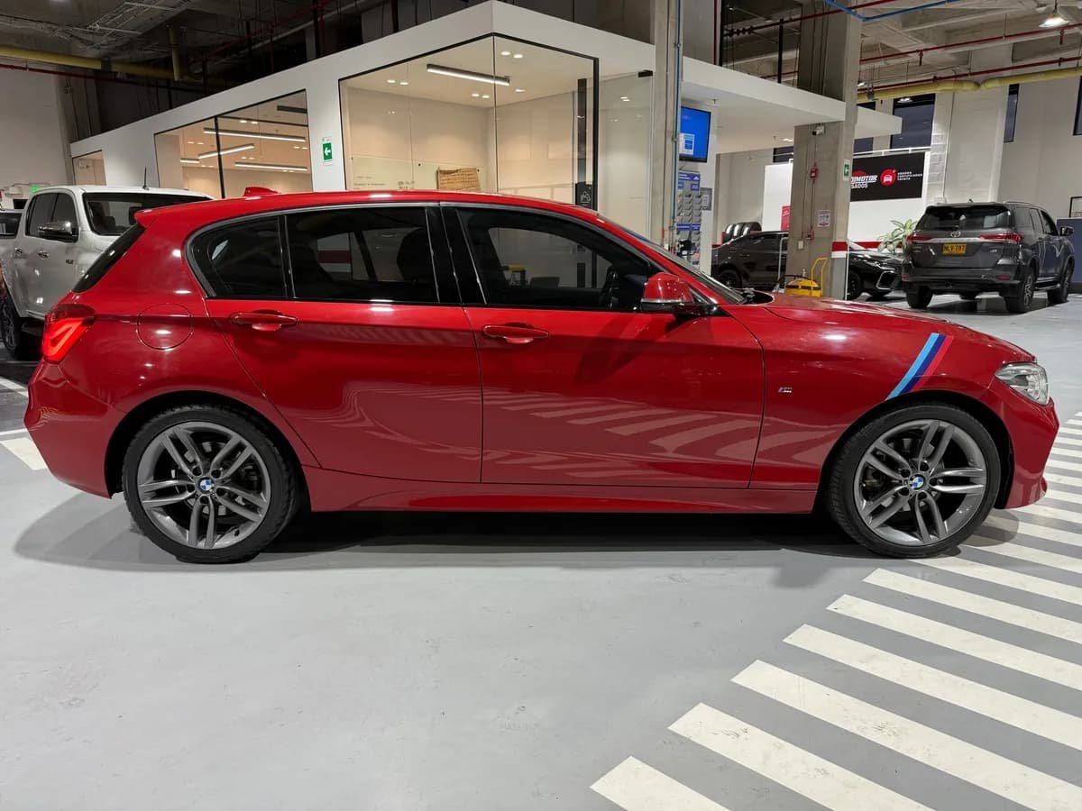 BMW Serie 1 2.0 120i F20 Lci M Edition 2019 Rojo