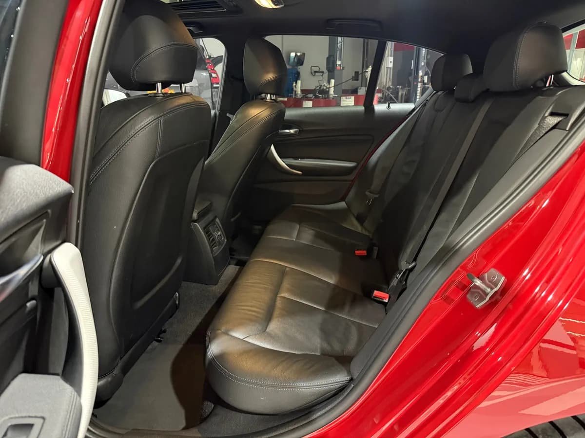 BMW Serie 1 2.0 120i F20 Lci M Edition 2019 Rojo