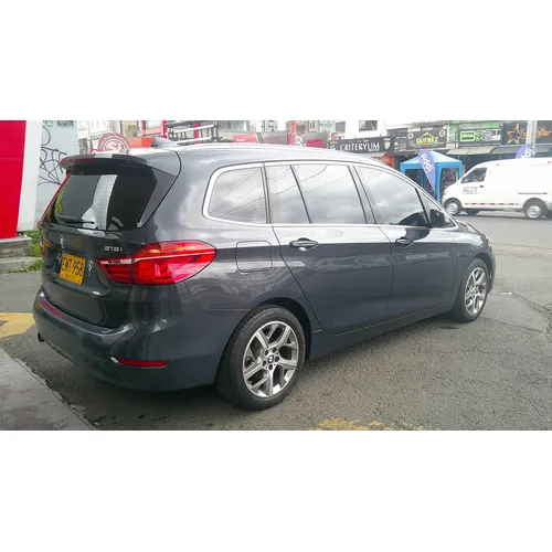 BMW 218i 2018 Gris Bogotá