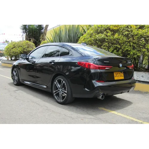 BMW 218i 2022 Negro Bogotá