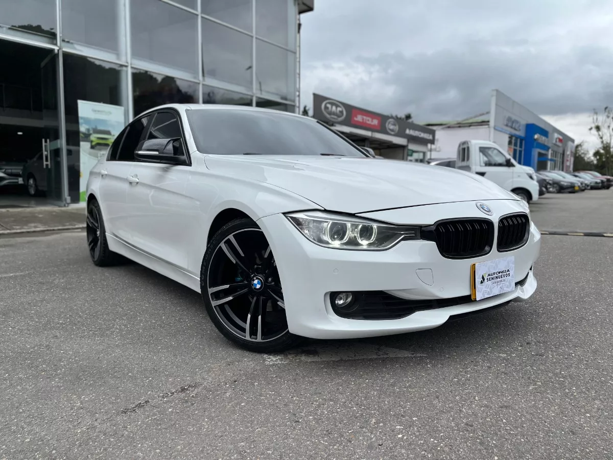 BMW Serie 3 2.0 320i F30 Sportline