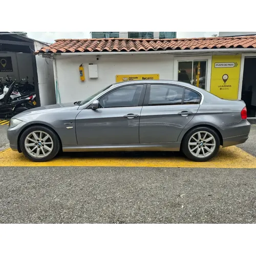 BMW E 90 2012 Gris Envigado
