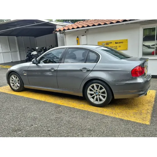 BMW E 90 2012 Gris Envigado