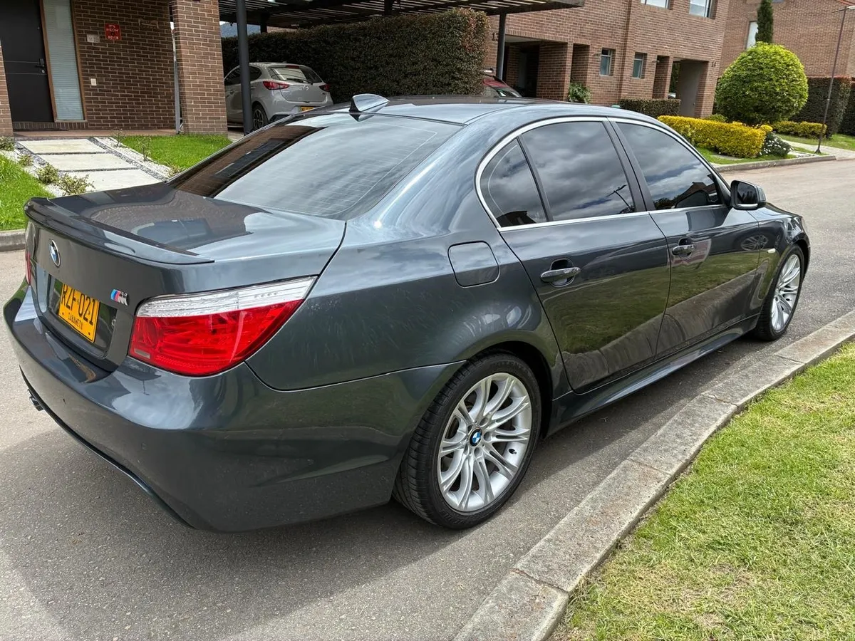 BMW M 2010 Gris Cota