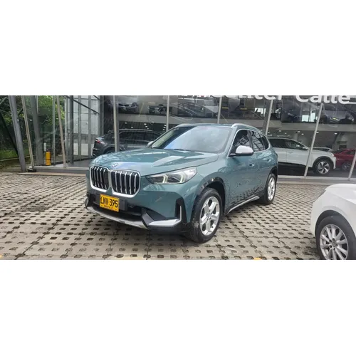 BMW X1 2023 Verde Bogotá