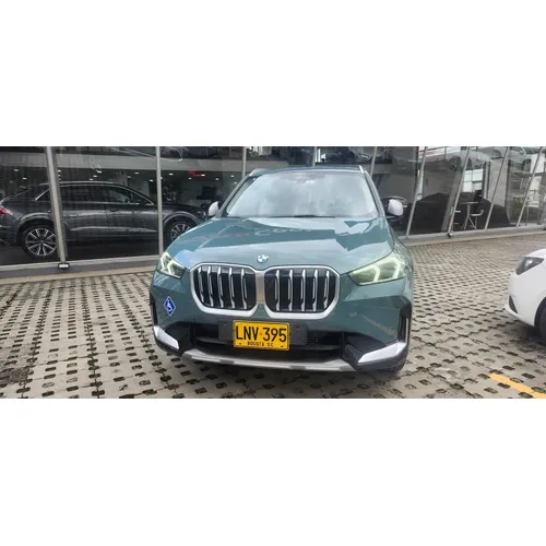 BMW X1 2023 Verde Bogotá