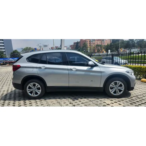 BMW X1 2018 Plateado Bogotá