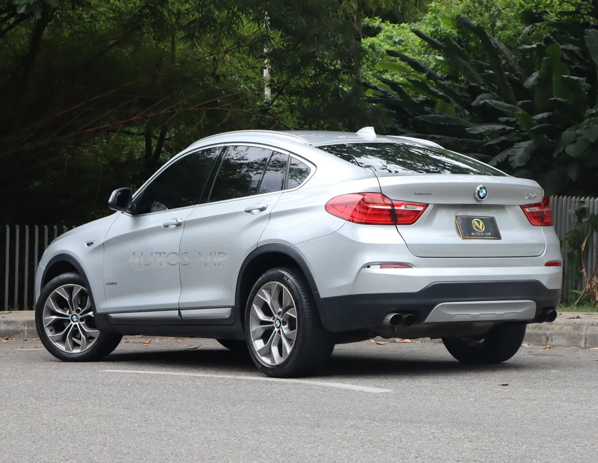 BMW X4 2015 Plateado Floridablanca