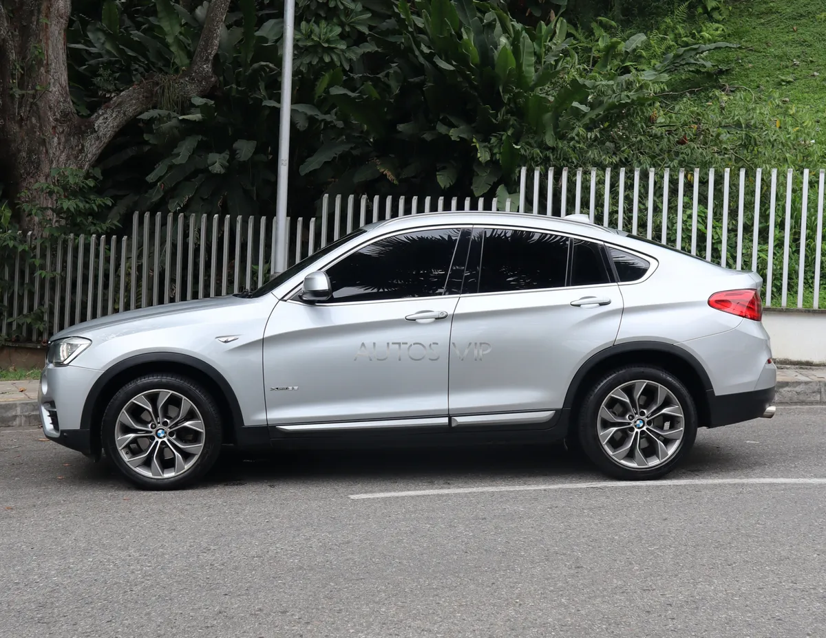 BMW X4 2015 Plateado Floridablanca