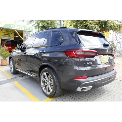 BMW X5 2023 Gris Bogotá