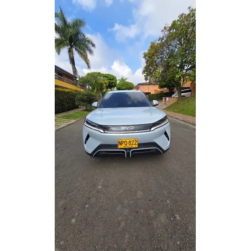 BYD Yuan Up 2025 Blanco La Estrella