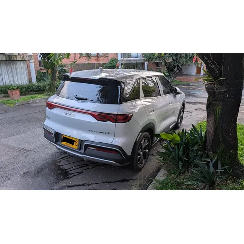 BYD Yuan Up 2026 Plateado Medellín