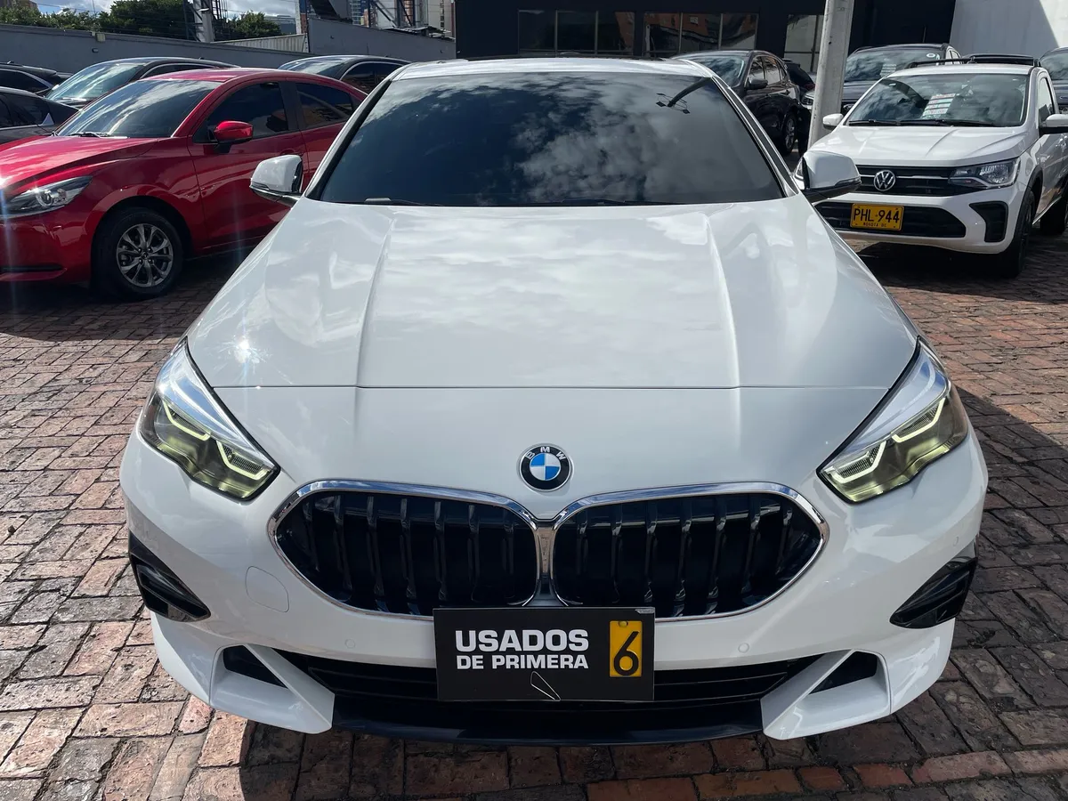 BMW 220 2022 Blanco Bogotá
