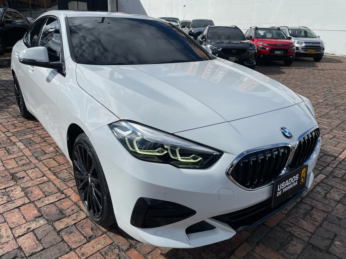 BMW 220 2022 Blanco Bogotá