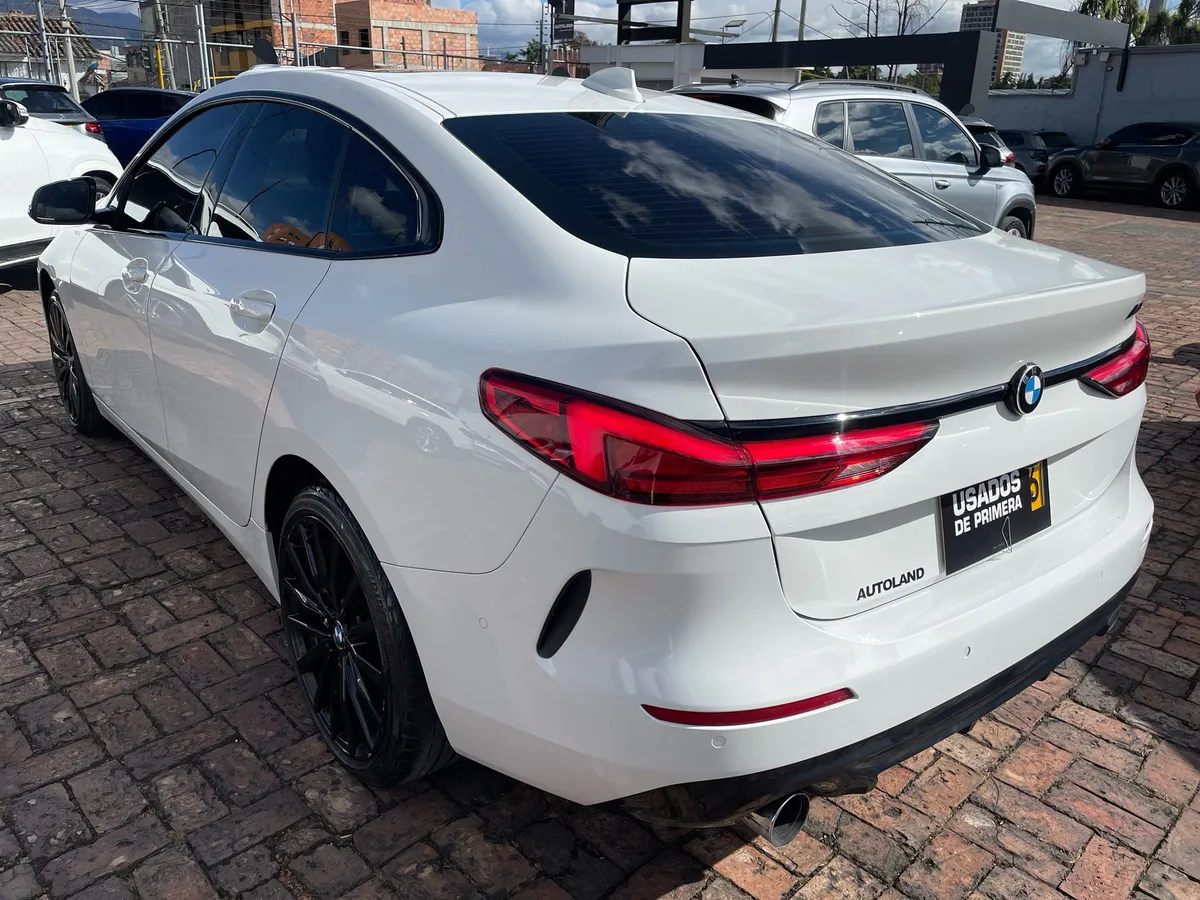 BMW 220 2022 Blanco Bogotá