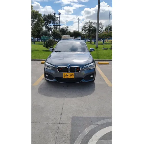 BMW 120i 2016 Gris Bogotá